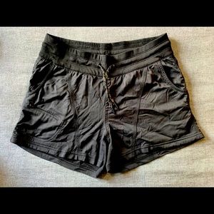 Black Northface shorts great condition